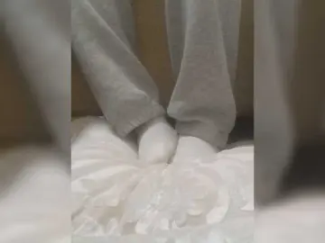 Watch Live Sex Cams with Misscreamerr - Bongacams