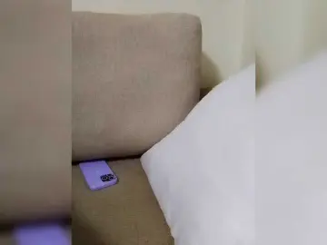 Live Sex with Misscreamerr - Bongacams