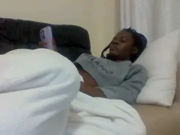 Adult Webcams with Misscreamerr - Bongacams