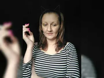 Watch Live Sex Cams with Zarevna - Bongacams