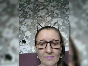 Adult Webcam with Zarevna - Bongacams