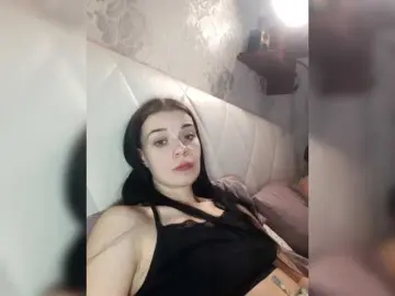 Adult Webcam with AdidasCoin - Bongacams