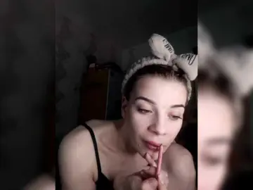 Best live sex cam show with AdidasCoin - Bongacams