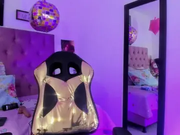 Adult Webcam with Aily-star - Bongacams