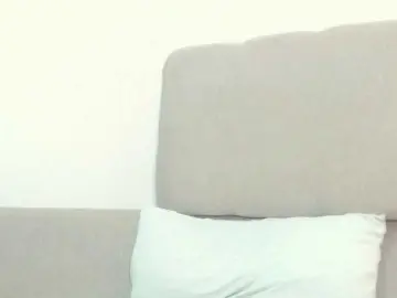 Free Porn Cam with Drakulaura1 - Bongacams
