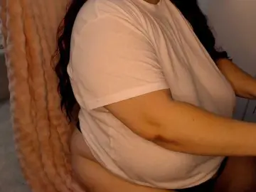 Watch Live Sex Cams with Mayabigtitss - Bongacams