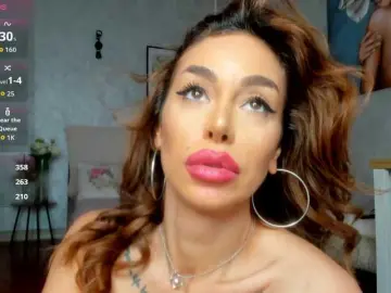 Private Sex Chat with ElinaMoon - Bongacams