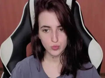 Live Sex Cam with Valeritiiio - Bongacams
