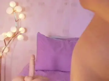 Sex Cam with cutepetitee - Bongacams