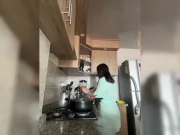 Watch Live Sex Cams with karlacortes1 - Bongacams