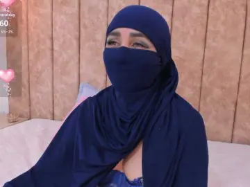 Live Porn with -Alisha - Bongacams