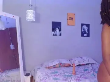 Adult Webcam with arianna-rossi - Bongacams