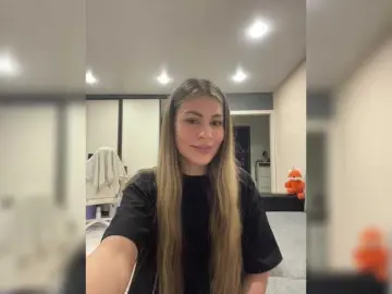 Best live sex cam show with lunnayaprizma - Bongacams