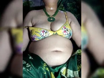 Best Webcam with sexycharu - Bongacams