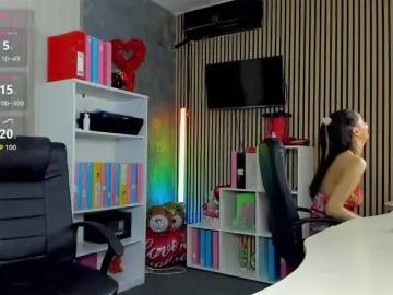 Watch Live Sex Cams with DaryaStars - Bongacams