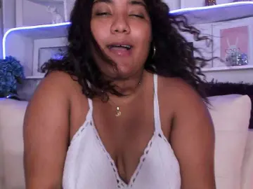 Adult Webcams with Nykhori - Bongacams