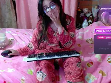 Live Sex with Maggie-Fox - Bongacams