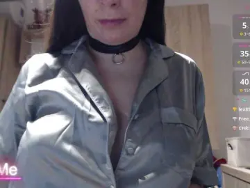Adult Webcams with Elinor21 - Bongacams