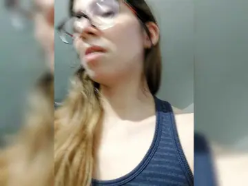 Best live sex cam show with LittleSammy - Bongacams