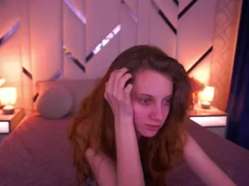 Live Sex Cam with CuteeFoxy - Bongacams