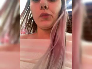 Live Porn with Viola18a - Bongacams