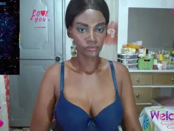 Live Sex Cam with alice-pussi - Bongacams