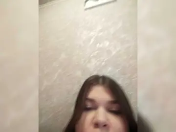 Live Sex Cam with Karina-15 - Bongacams