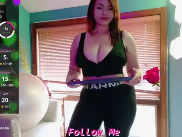 Free Porn Cam with QueenyK1ng - Bongacams