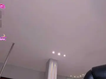 Private Sex Chat with RebeccaHudson - Bongacams