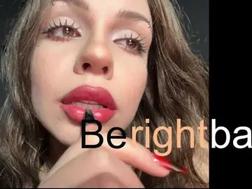 Nude Webcam with sweettitsbby - Bongacams