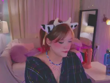 Watch Live Sex Cams with CrazyWine - Bongacams