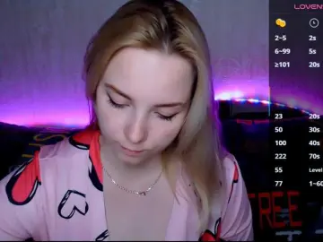 Live Sex Cam with ORNELLAMUTTY - Bongacams