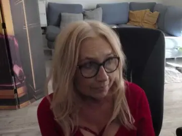 Live Porn with BlondeSofia - Bongacams