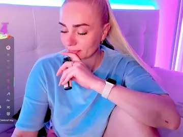 Free Porn Cam with Dashulakiss1 - Bongacams