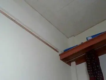 Best live sex cam show with HornyCleo - Bongacams