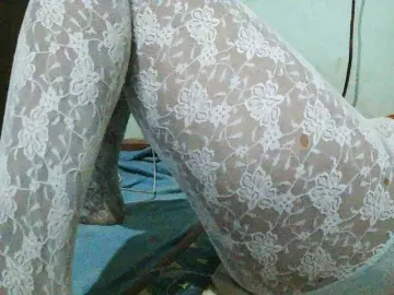 Watch Live Sex Cams with TriciaBella - Bongacams