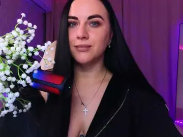 Watch Live Sex Cams with YURIEVNA13 - Bongacams