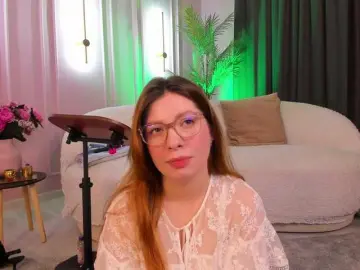 Live Sex Cam with MiraVolt - Bongacams