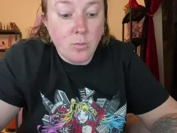 Live Sex Cam with NylonQueen - Bongacams