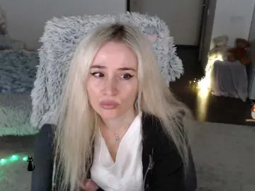 Nude Webcam with xyliganka777 - Bongacams