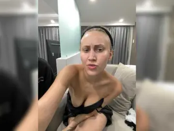 Adult Webcam with LoveStream69 - Bongacams