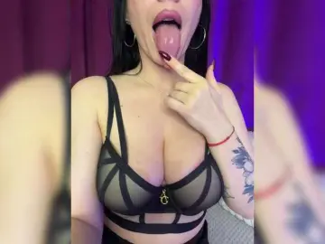 Free Live Porn with missJasmine07 - Bongacams