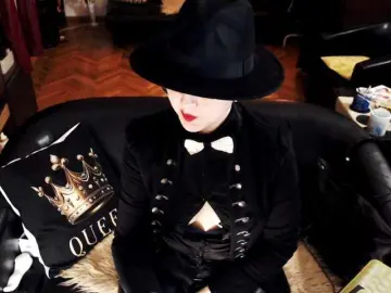 Free Live Porn with 1imperatriza - Bongacams