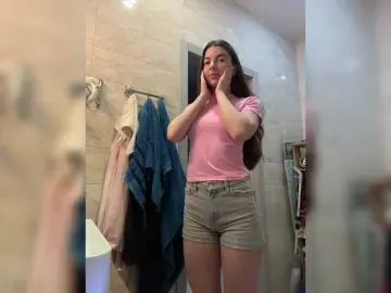 Best live sex cam show with -Saharochek- - Bongacams