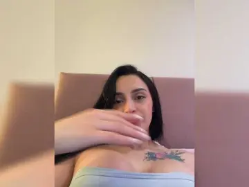 Sex Cam with AprilRosse - Bongacams