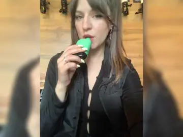 Adult Webcams with Tvoya-Bipka - Bongacams