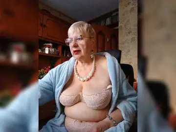 Free Live Porn with SweetCherry00 - Bongacams