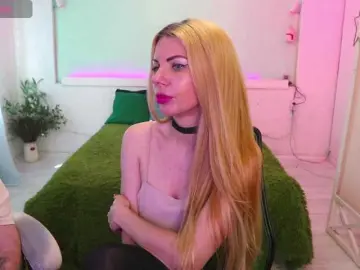 Watch Live Sex Cams with AlisaAleks - Bongacams