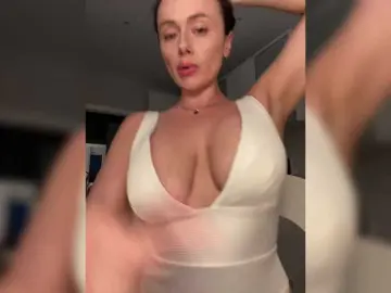 Free Porn Cam with sochnayaaa - Bongacams
