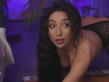 Live Porn with RamiraRowa - Bongacams